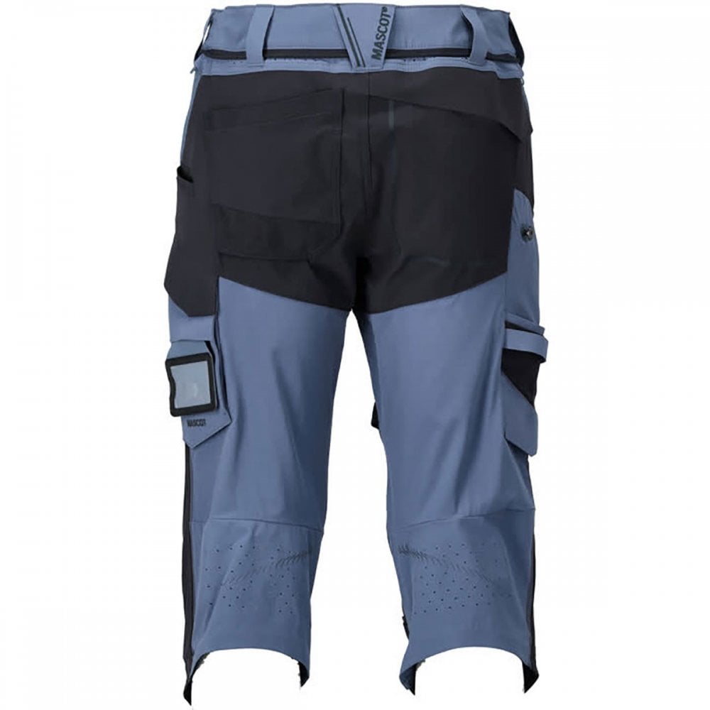 22249 Customized ¾ Length Trousers with kneepad pockets